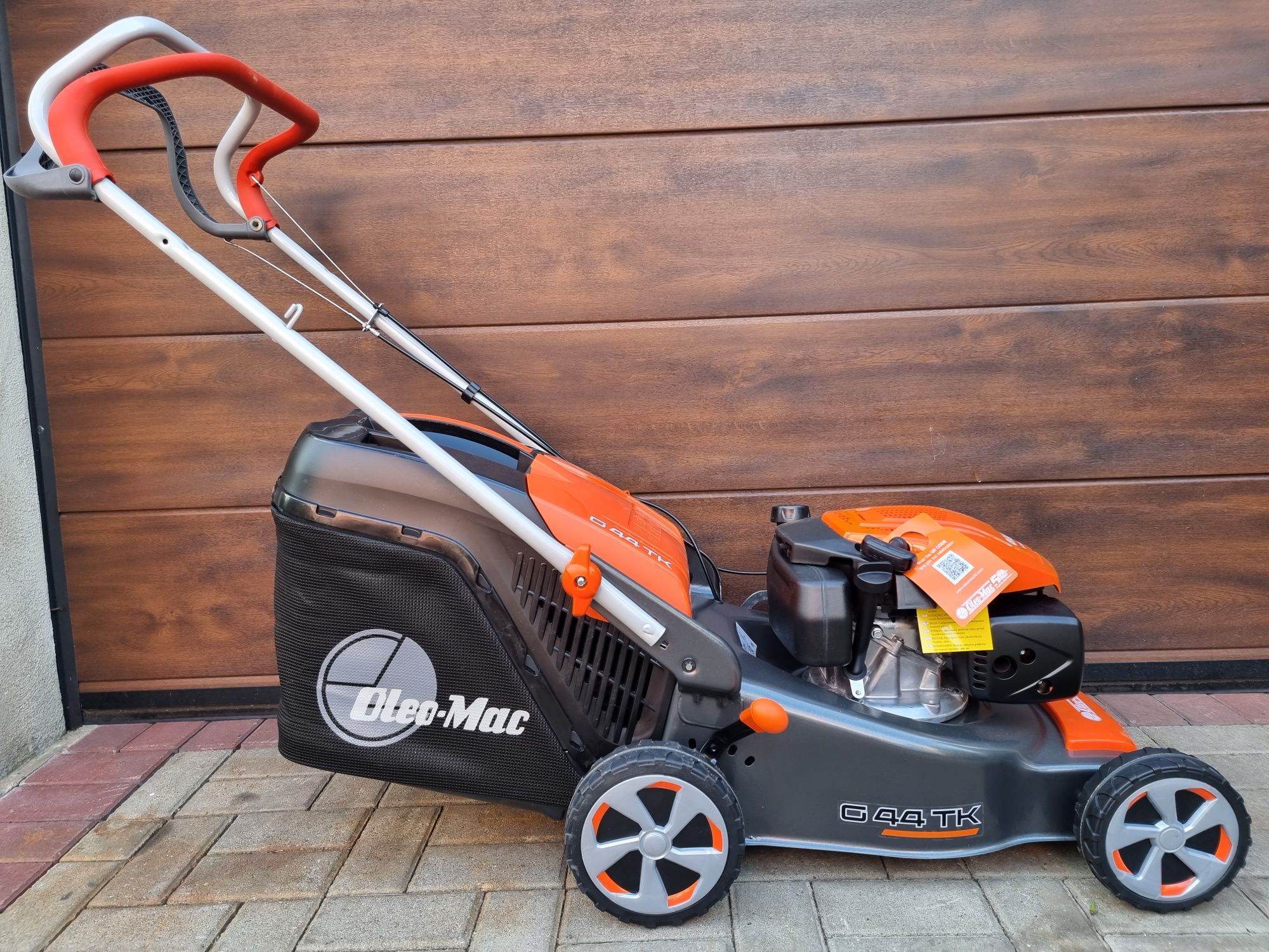 Kosiarka spalinowa z napędem Oleo-Mac G 44 TK Raty 0% Darmowa wysyłka.