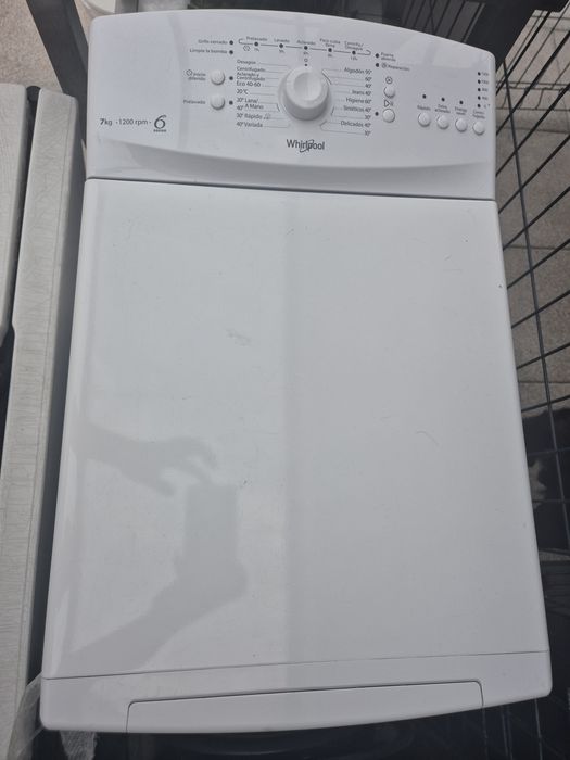 Máquina de lavar roupa Whirlpool