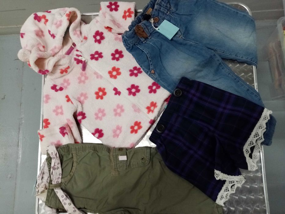 Roupa de bebé em lotes em 2a mão em bom estado