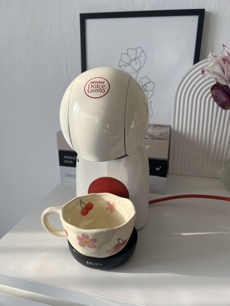 Ekspres do kawy kapsułkowy Nescafe Dolce Gusto