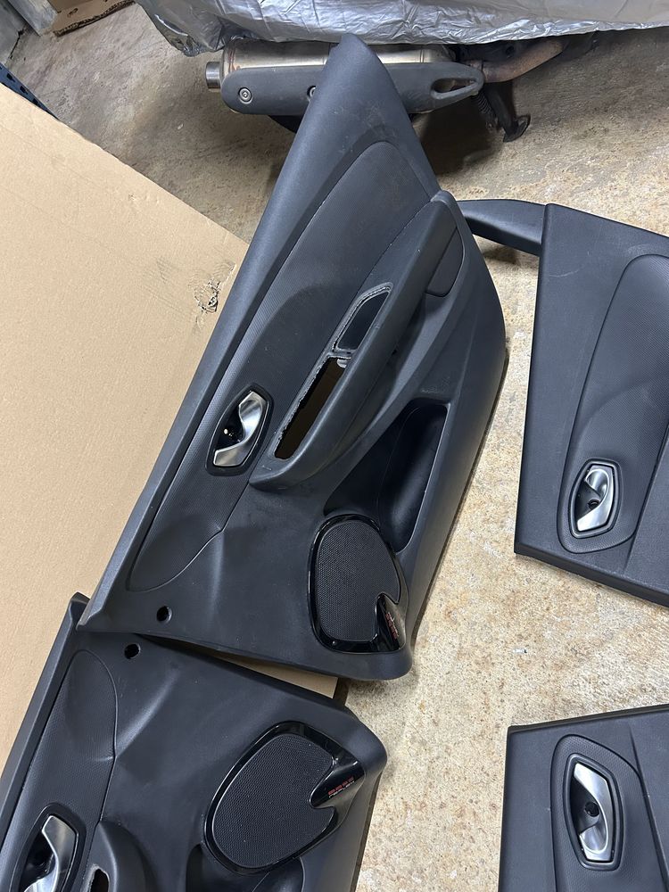 Conjunto de forras das portas clio 4 carrinha