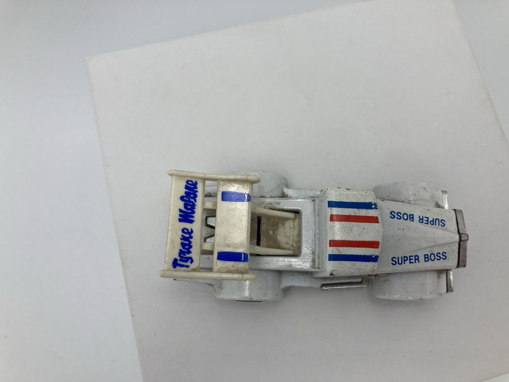 Matchbox Lesney 1:64 Vtg no 66 Kenworth Semi Boss Hoss White