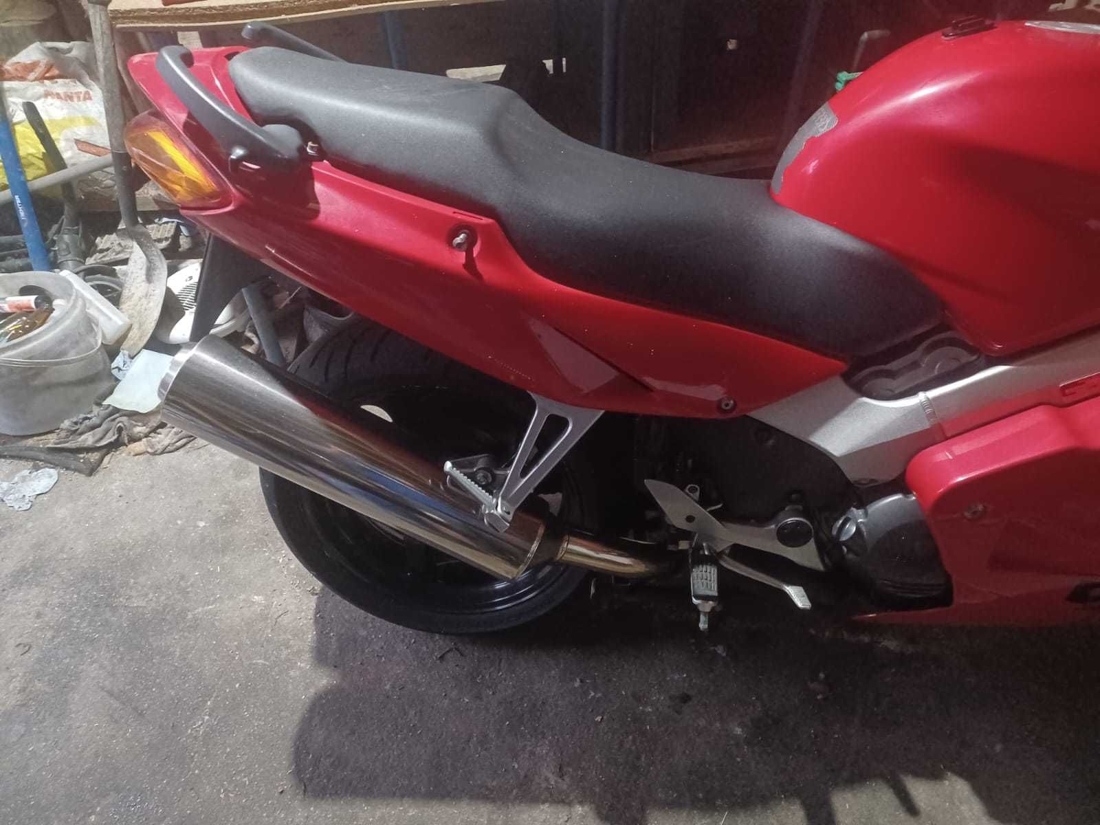 Honda vfr 800 fi