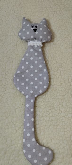 Bonecas de pano feitas a mão.