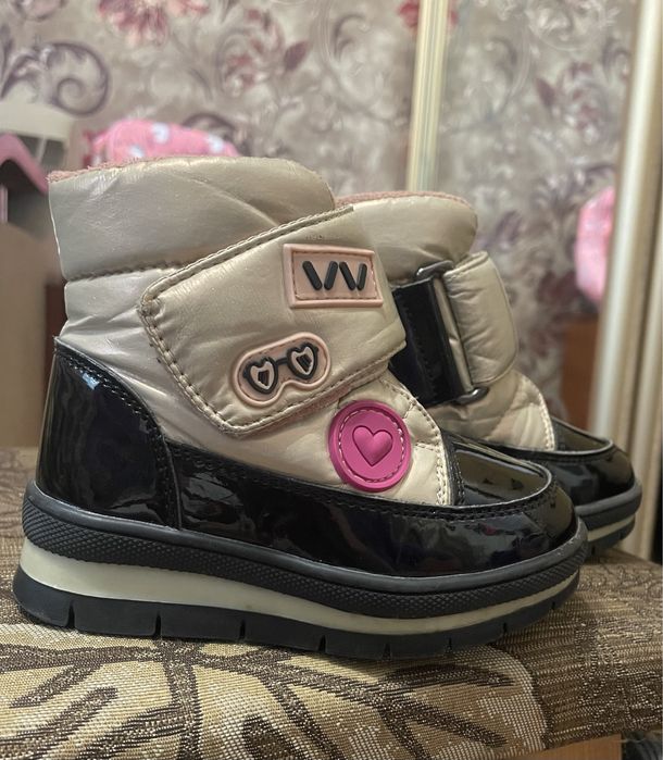 Чоботи, чобітки, weestep, ботинки, дутіки