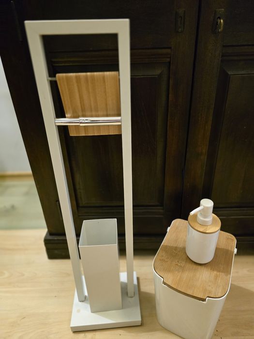 Zestaw toaletowy bambusowy.