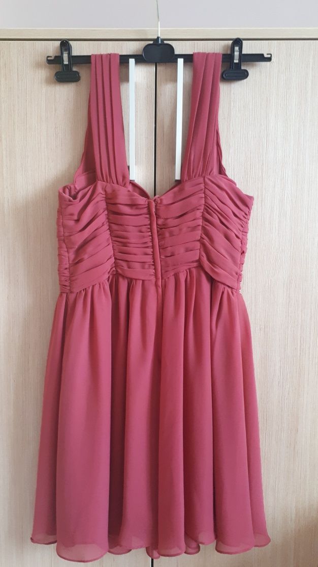 Różowa sukienka H&M