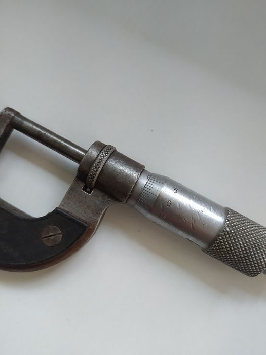Mikrometr 0-25 mm