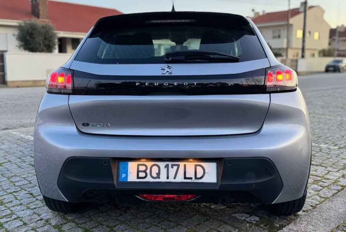 Peugeot e-208 (44.000kms - 136cv - Excelente estado)