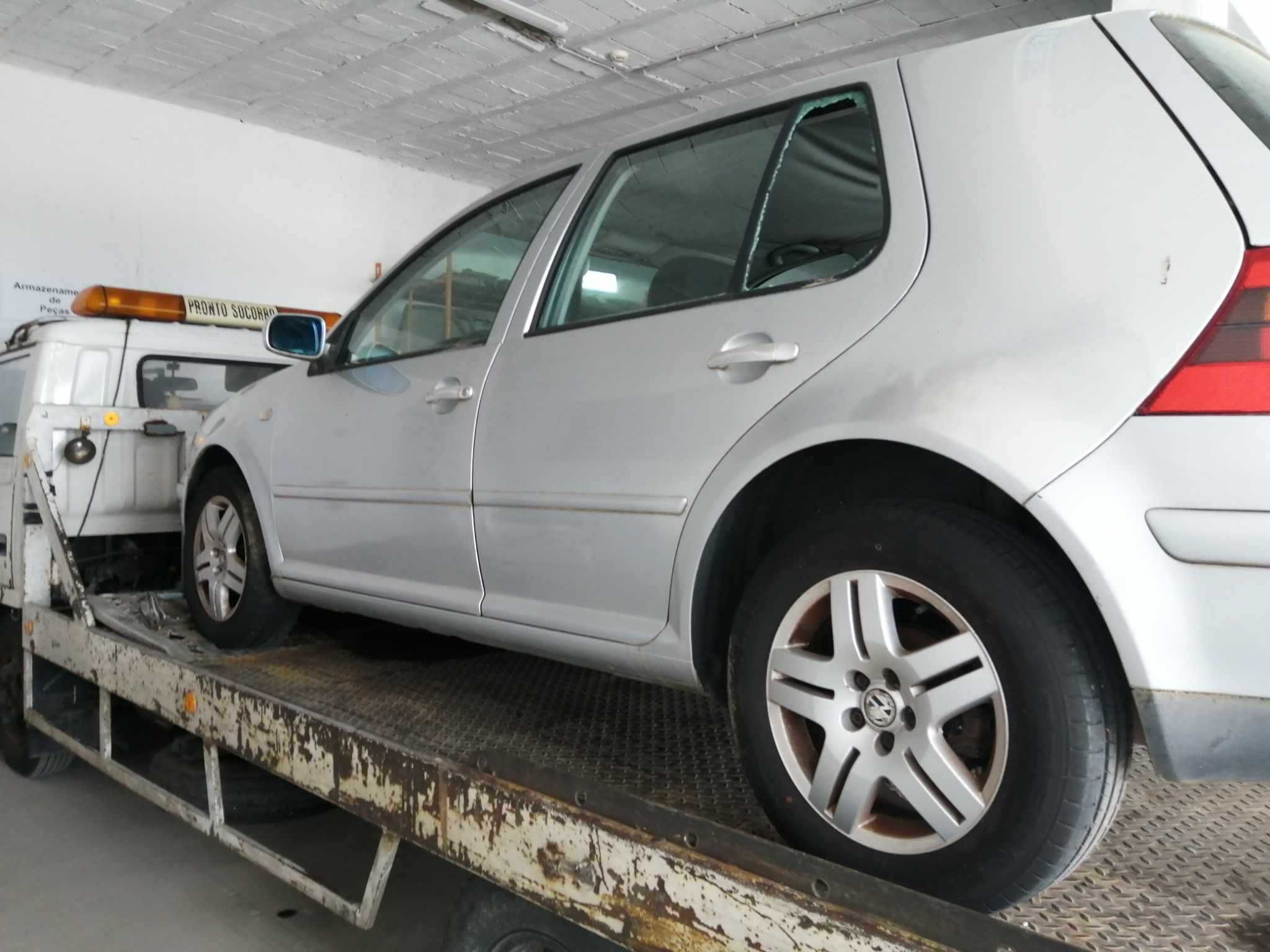 Para peças Volkswagen Golf IV  1.4 ano 2002