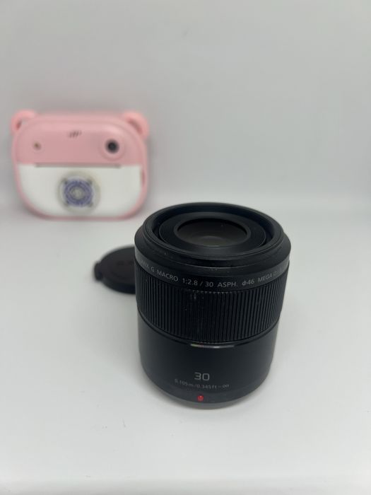 Обєктив обьектив Panasonic 30mm F2.8