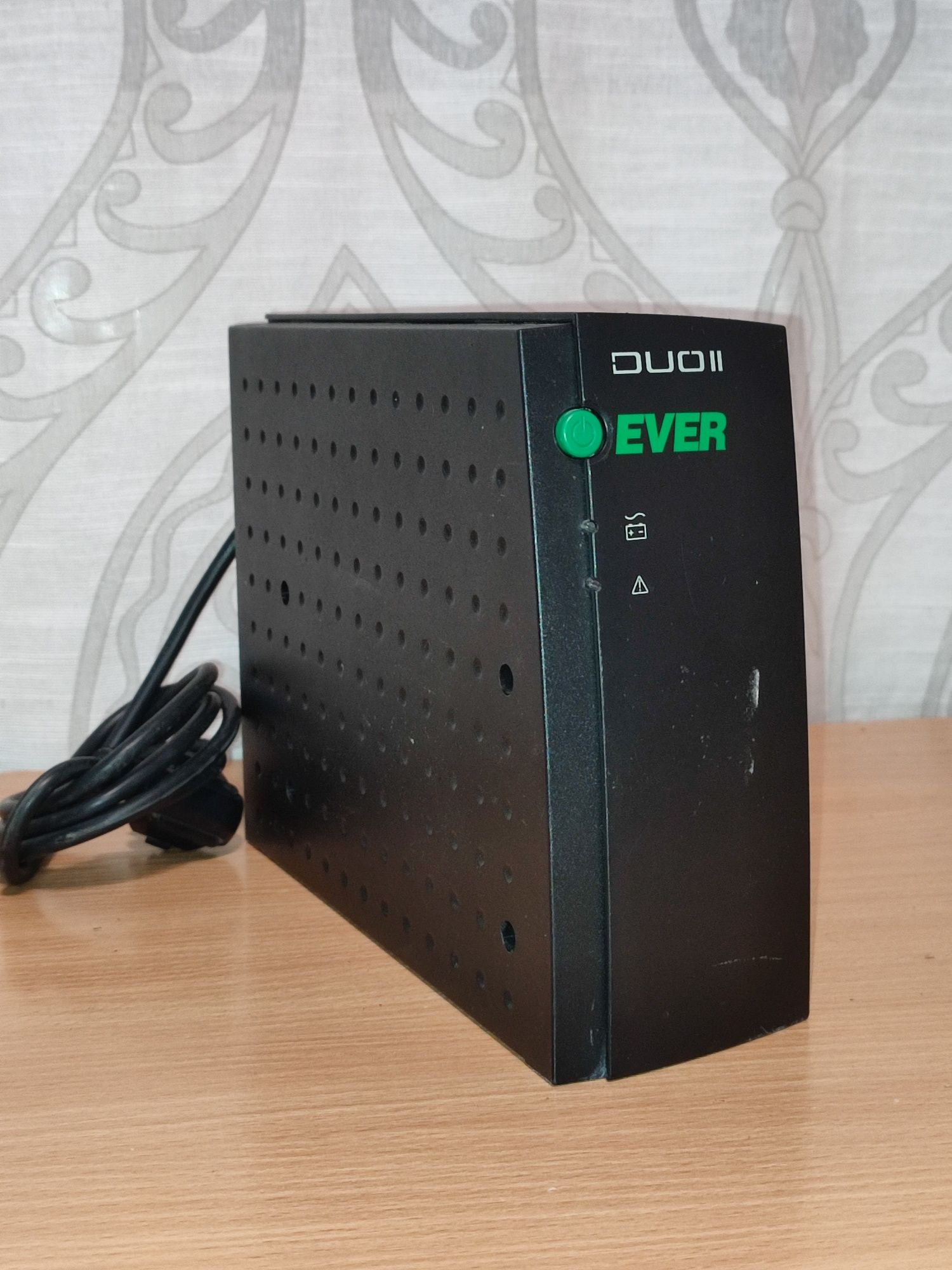 Ever Duo II PRO 500 (500VA/300W) 4xIEC USB