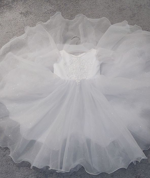 Нарядні новорічні дитячі святкові сукні, детские платья снежинка