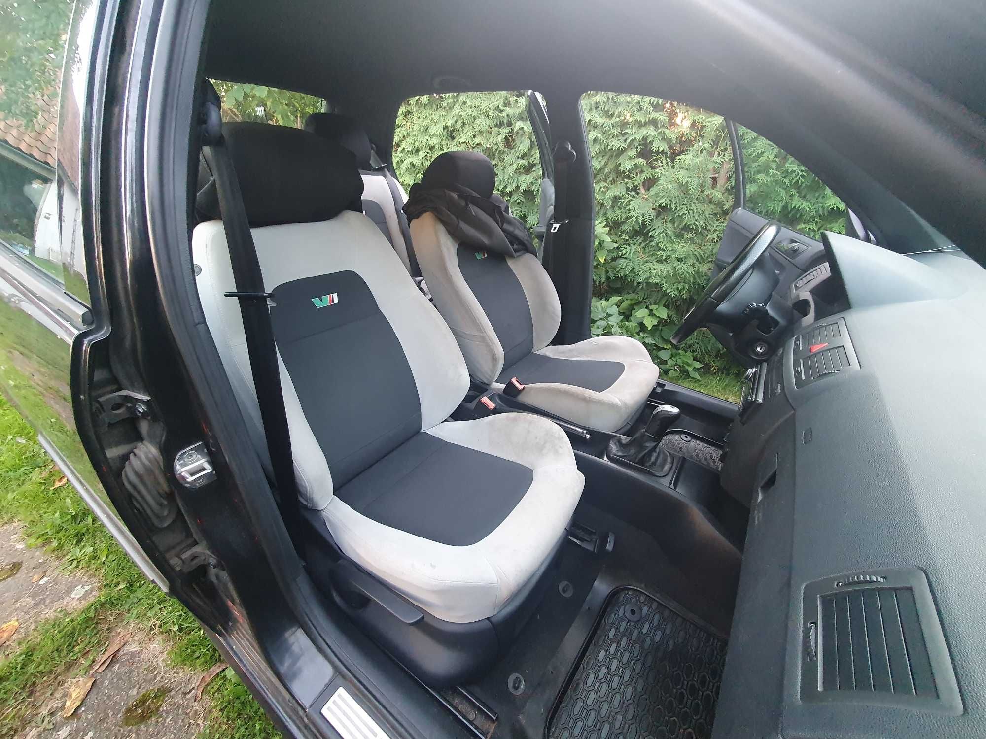 Fabia RS 1.9 tdi 130KM ASZ 6 biegów oszczędne szybkie auto do miasta