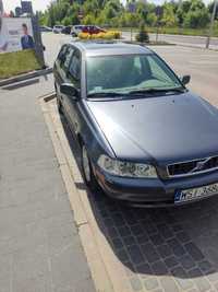 Sprzedam Volvo V40 2002 rok. cena 4500.