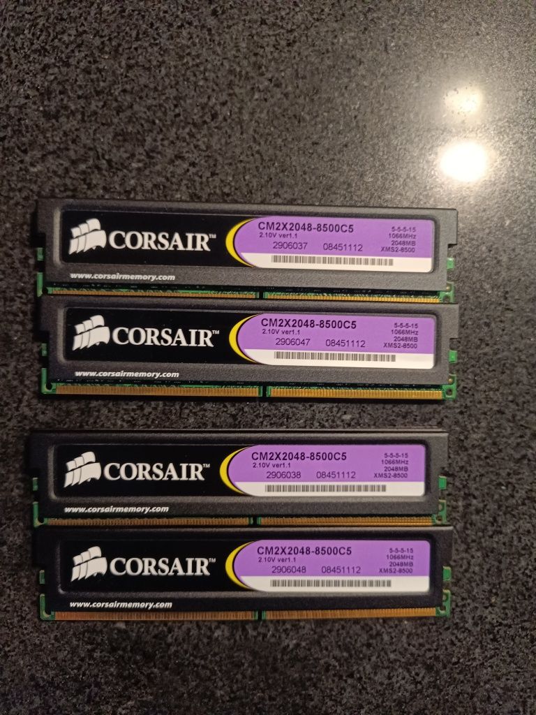 Pamięć RAM DDR2 PC2 1066MHz 8gb 4x2gb Dual CORSAIR XMS2
