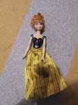 Hasbro lalka Anna kraina lodu nie elsa Cynka Dzwoneczek