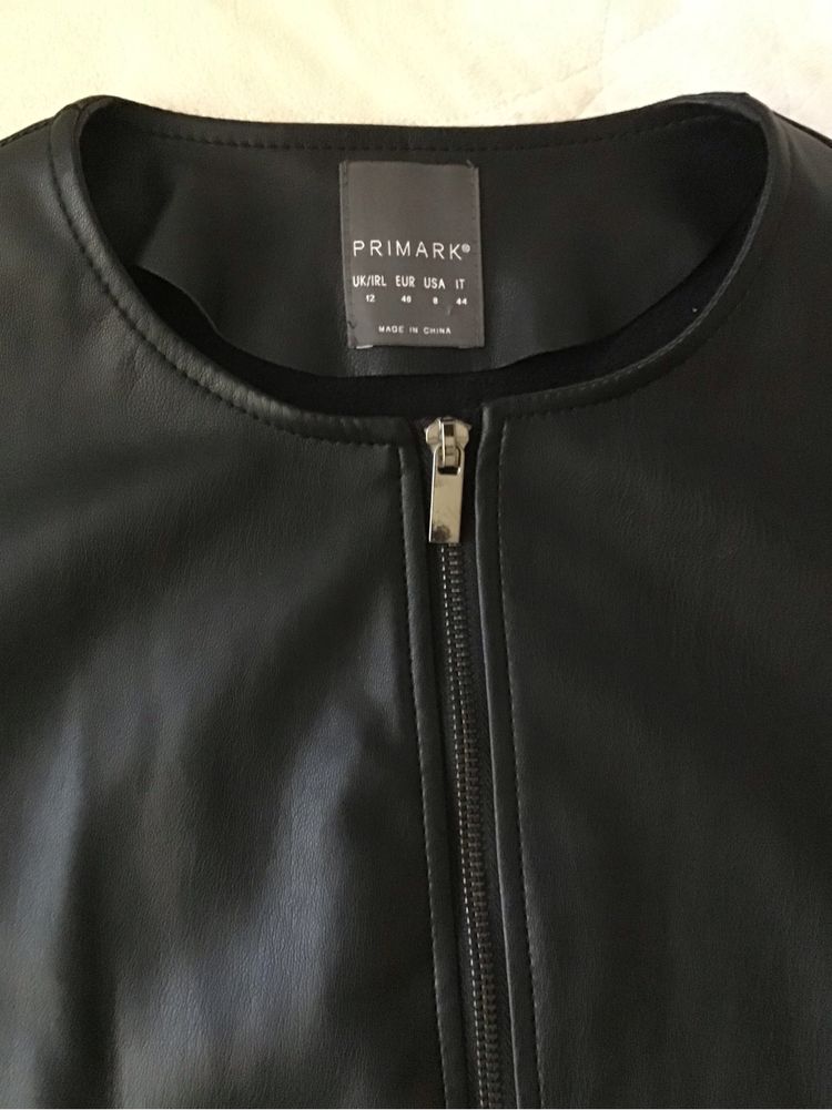 Śliczna kurtka eko skóra . Primark