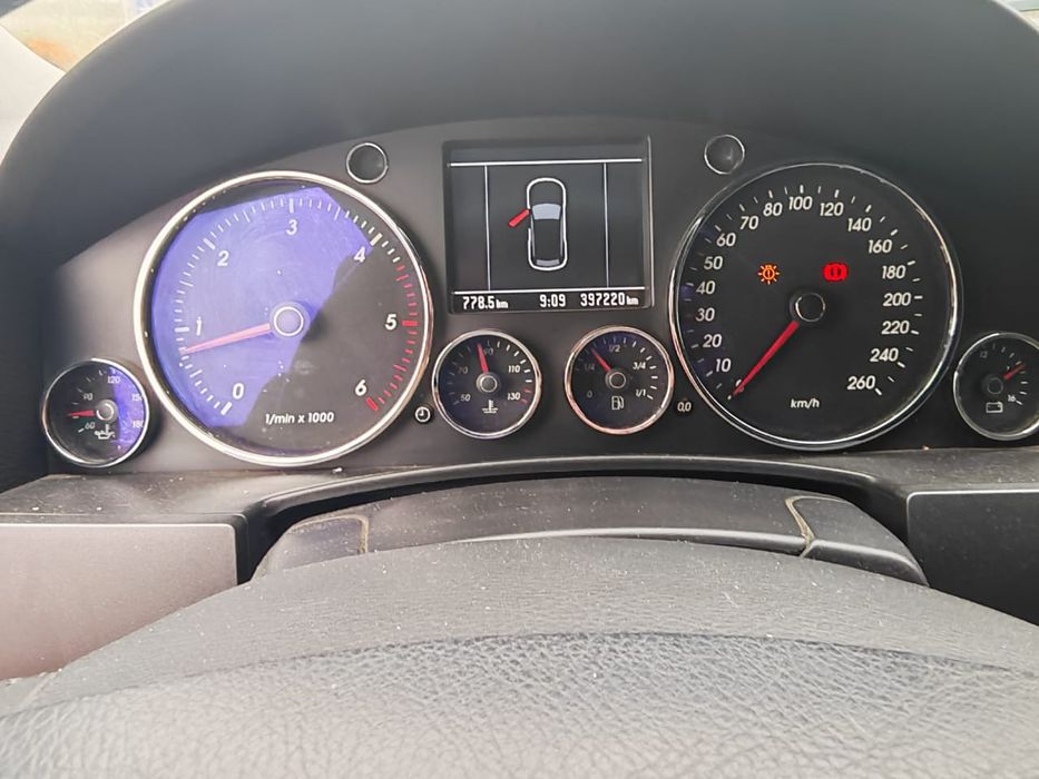 Продам VOLKSWAGEN Touareg