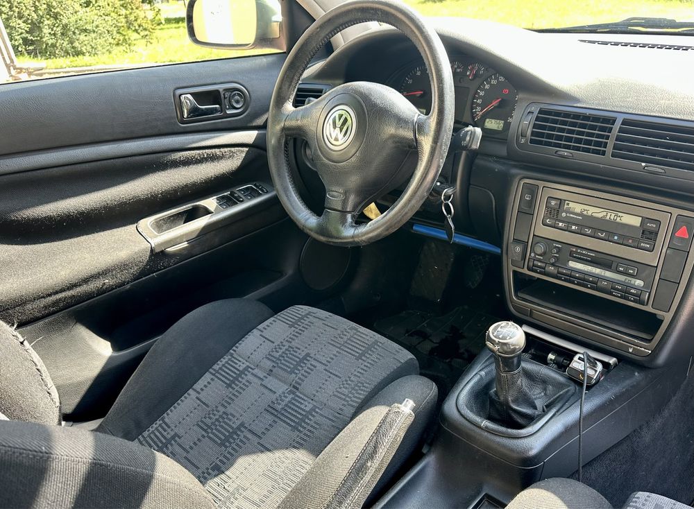 Volkswagen Passat 1.6 MPI gaz HAK bdb stan !