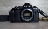 Nikon N2000/F301 плівкова камера