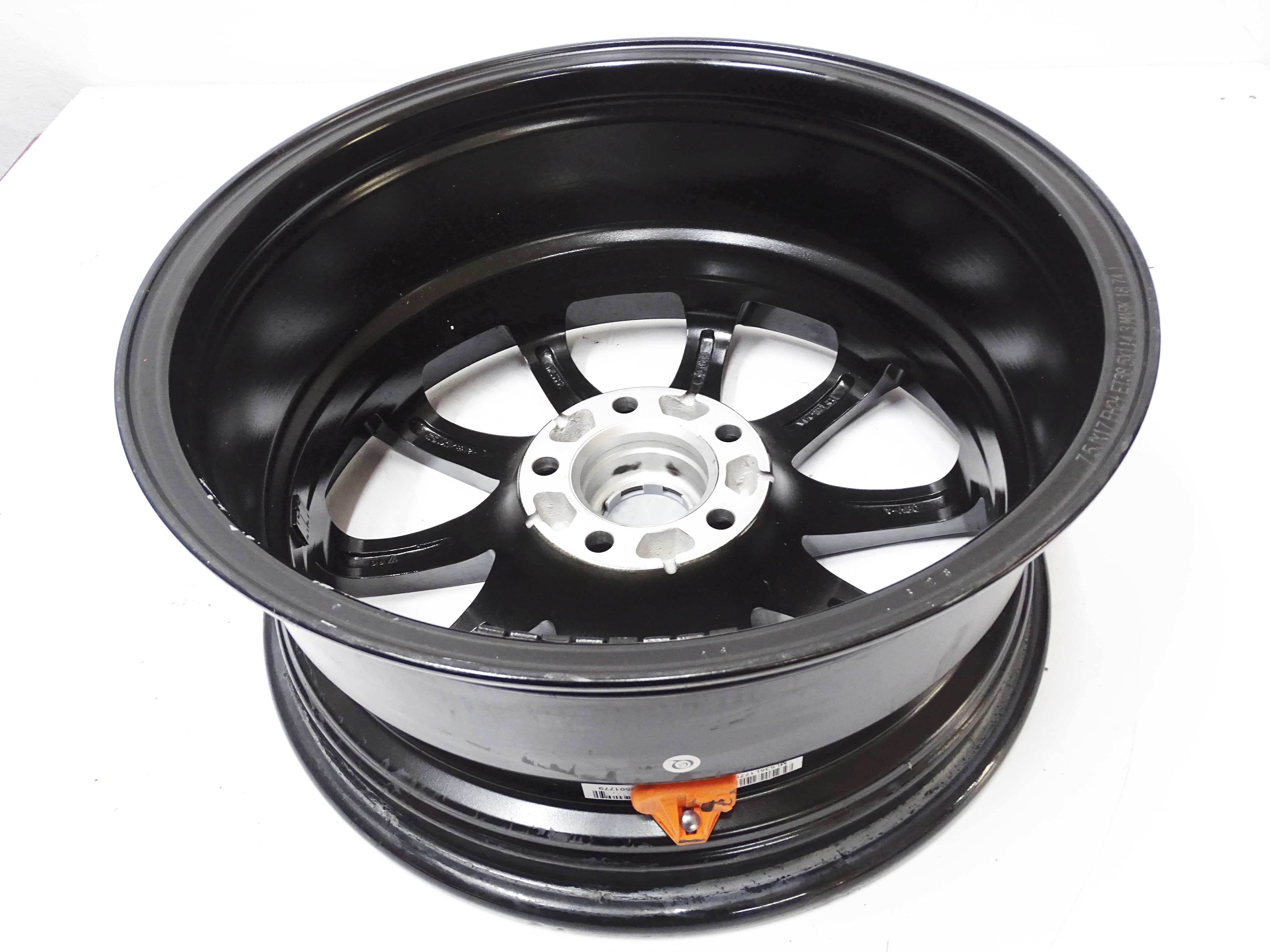 Felga aluminiowa czujnik DBV ML535L 5x114,3 7.5Jx17 ET38 otw. 74,1
