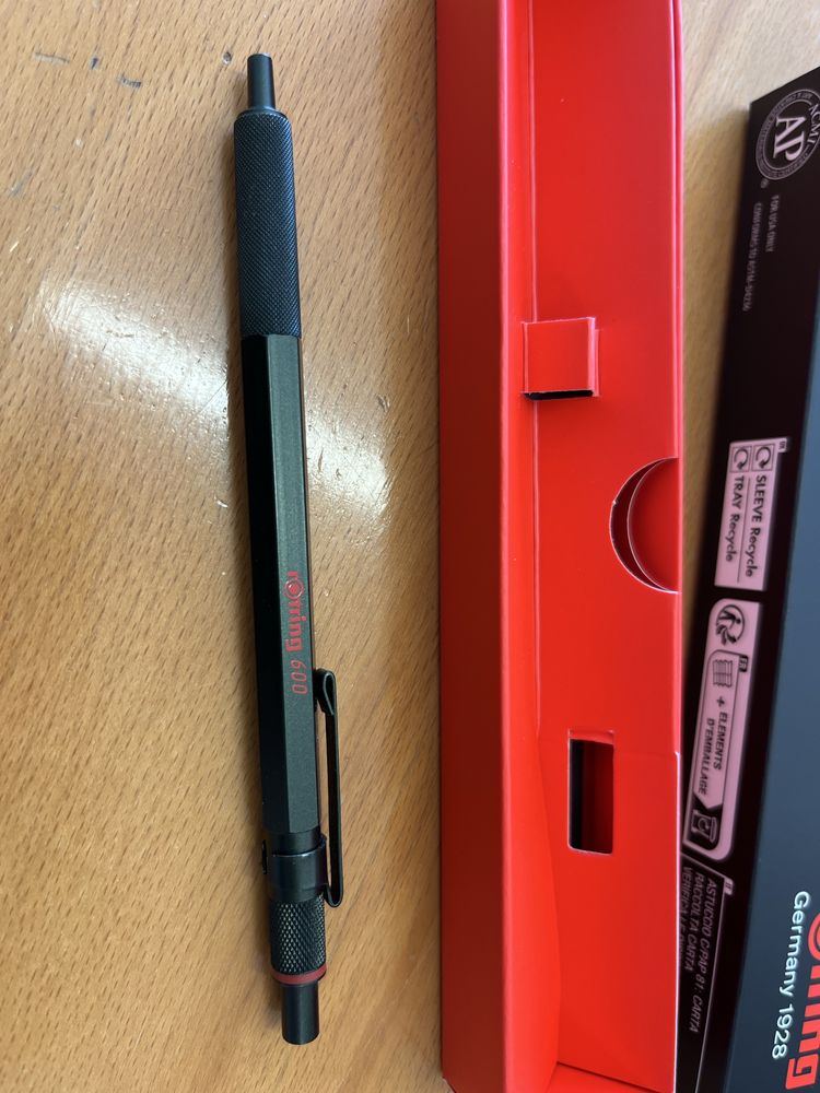 Rotring 600 cor verde metal