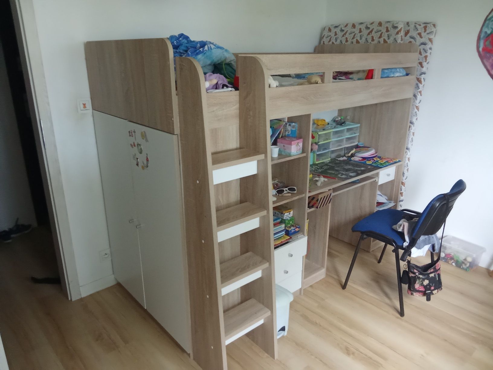 Łóżko piętrowe z biurkiem, szafą,szufladami itd