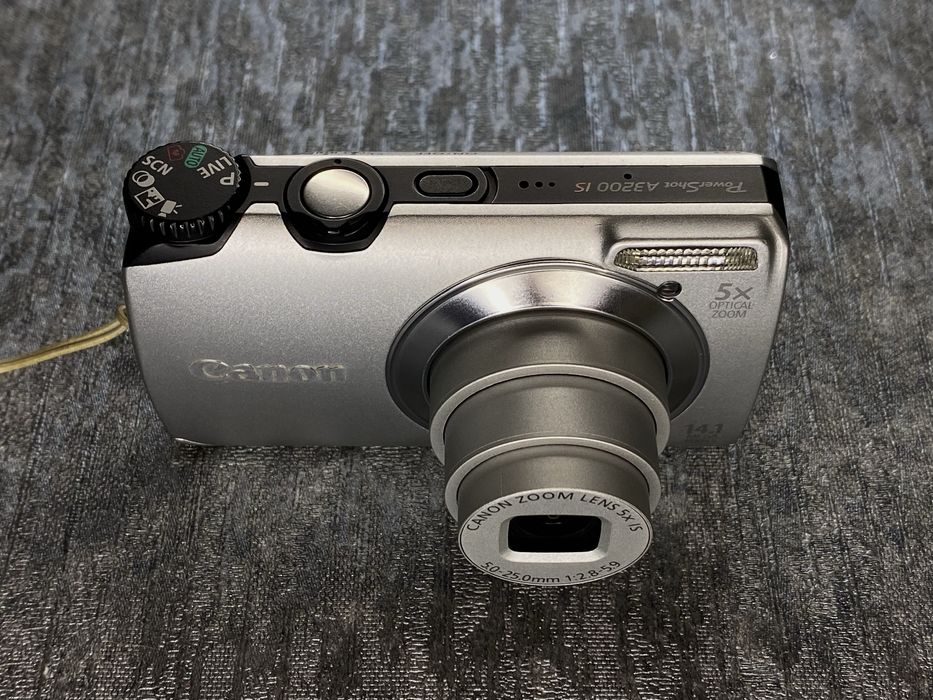 Canon PowerShot A3200 IS HD ідеальний стан