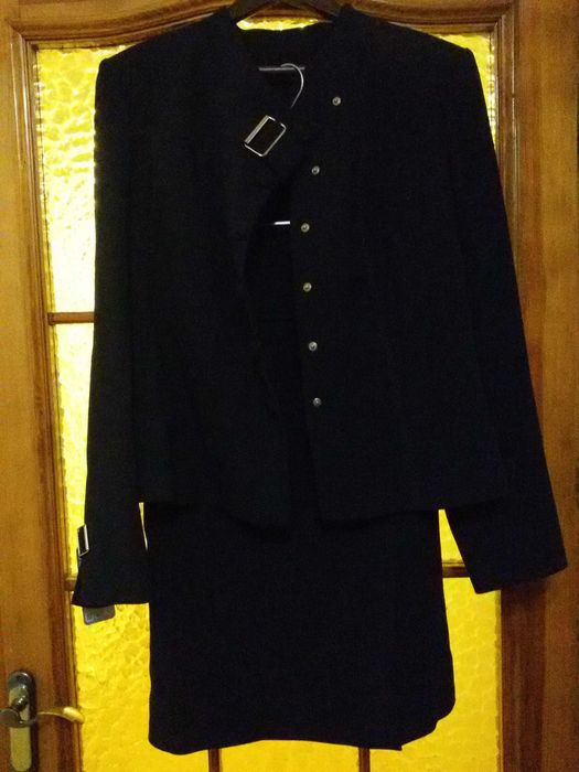 Стильный женский костюм  р 54 торговой марки "Джей Эль" ,J&L