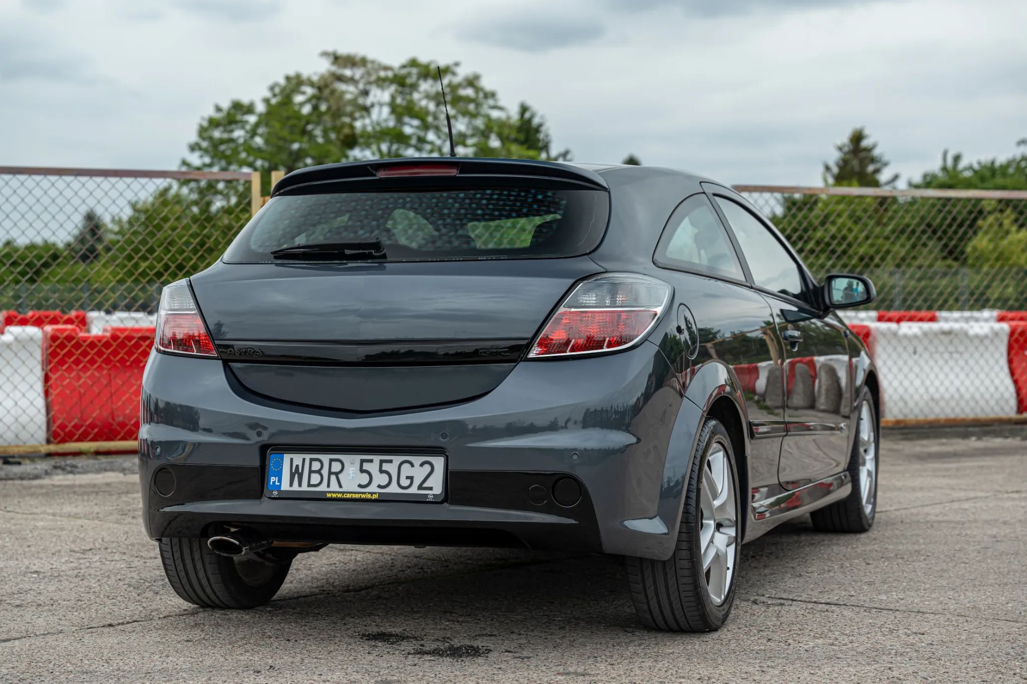 Opel Astra Piekna OPC Recaro 1.8 140KM