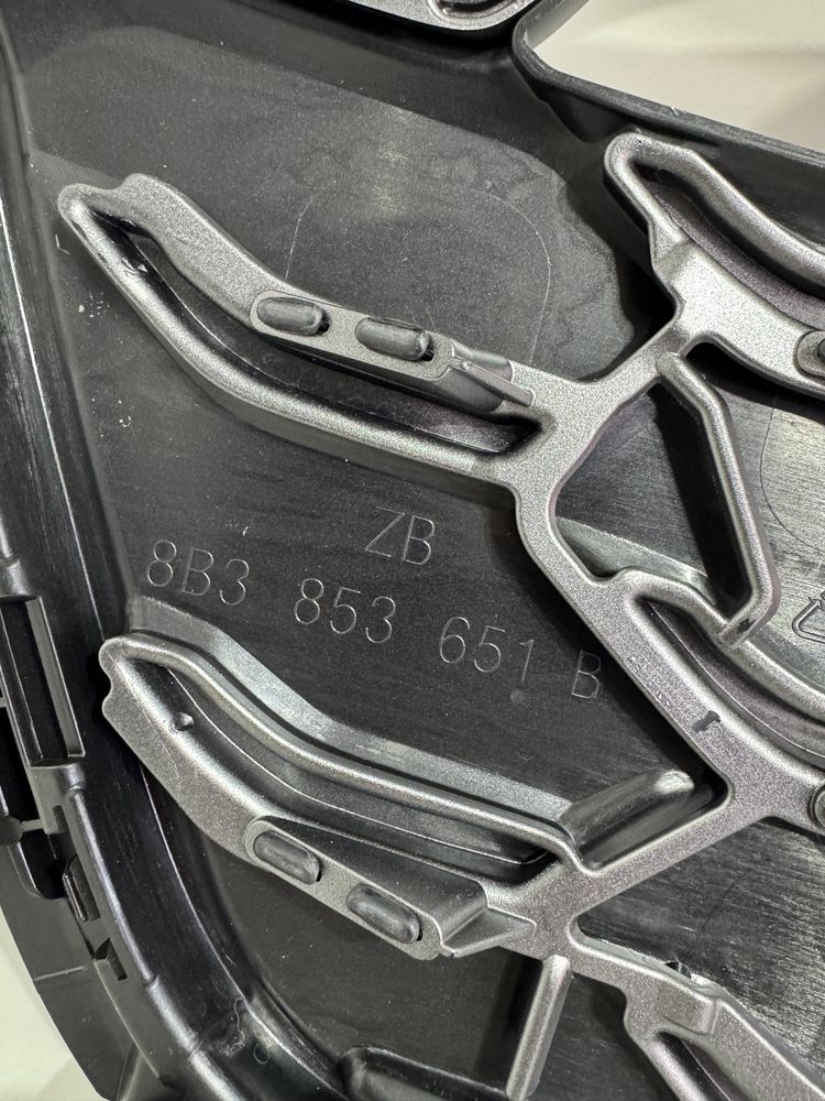 Nowy Grill Atrapa Zderzaka Audi A5 S5 B10 8B3