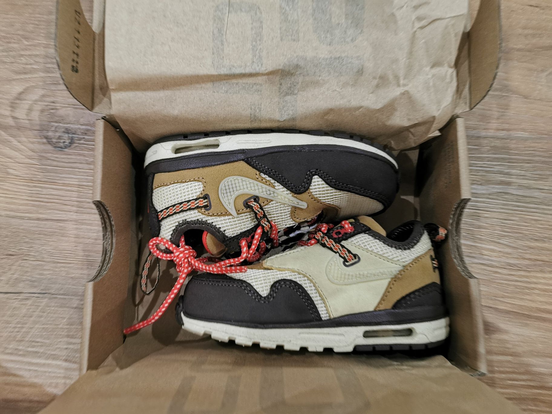 Nike Air Max 1 Travis Scott Cactus Jack Baroque Brown