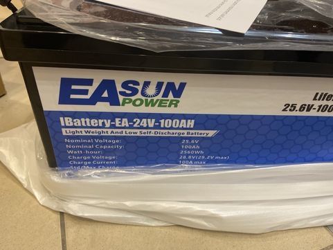 Акумулятор lifepo4 Easun 24V 100ah BMS.