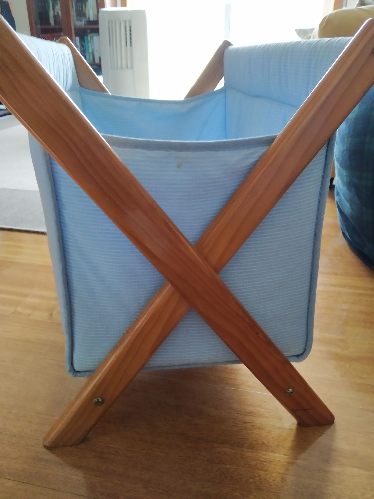 Cesto de arrumação para quarto infantil