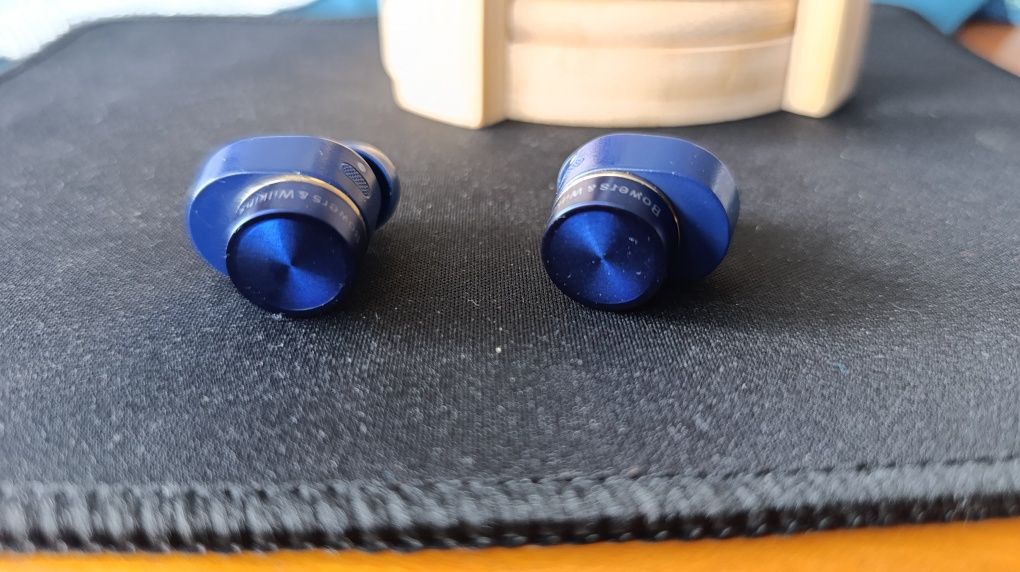 Bowers And Wilkins Pi7 S2