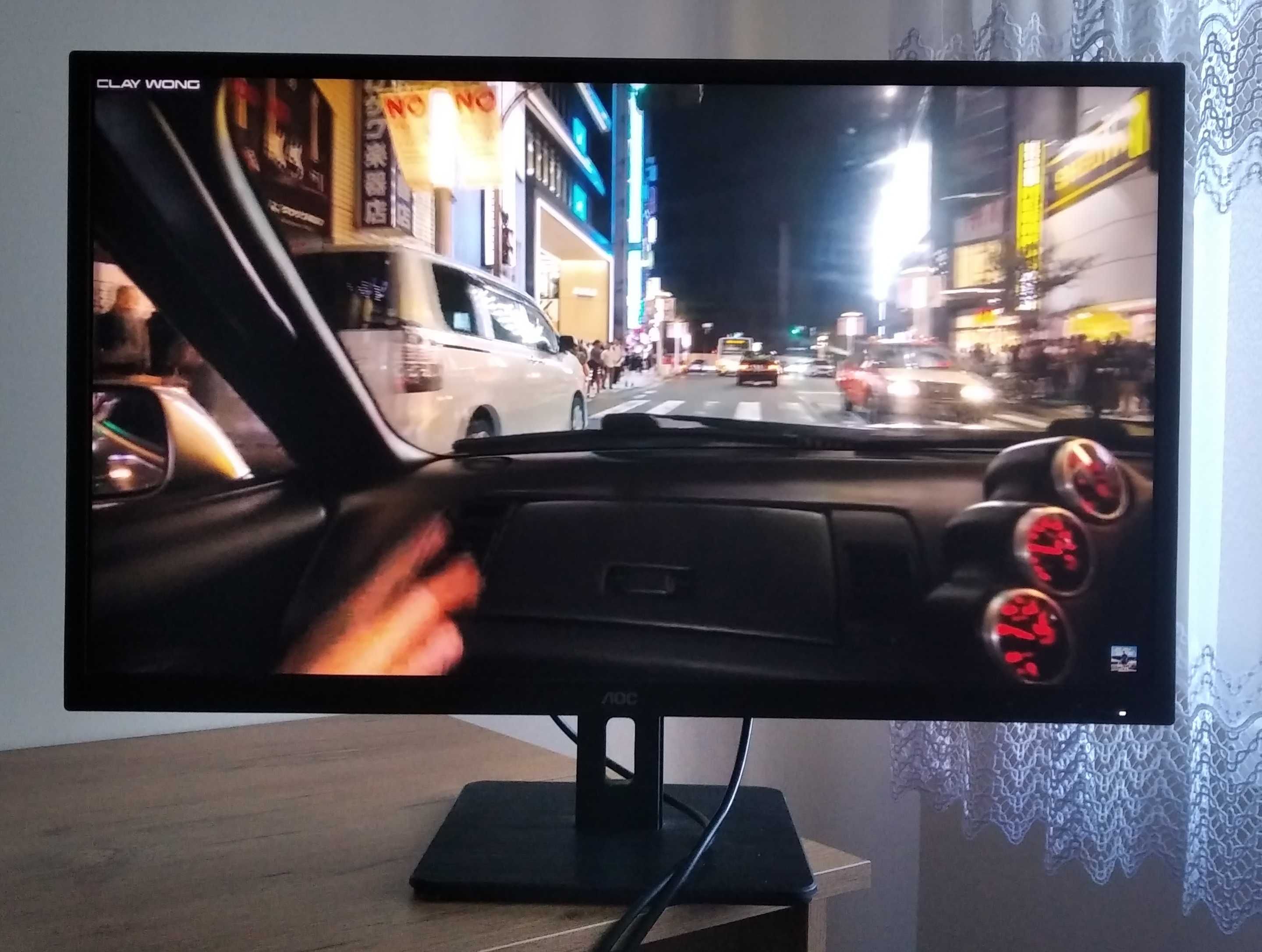 Monitor AOC 31,5 cala
