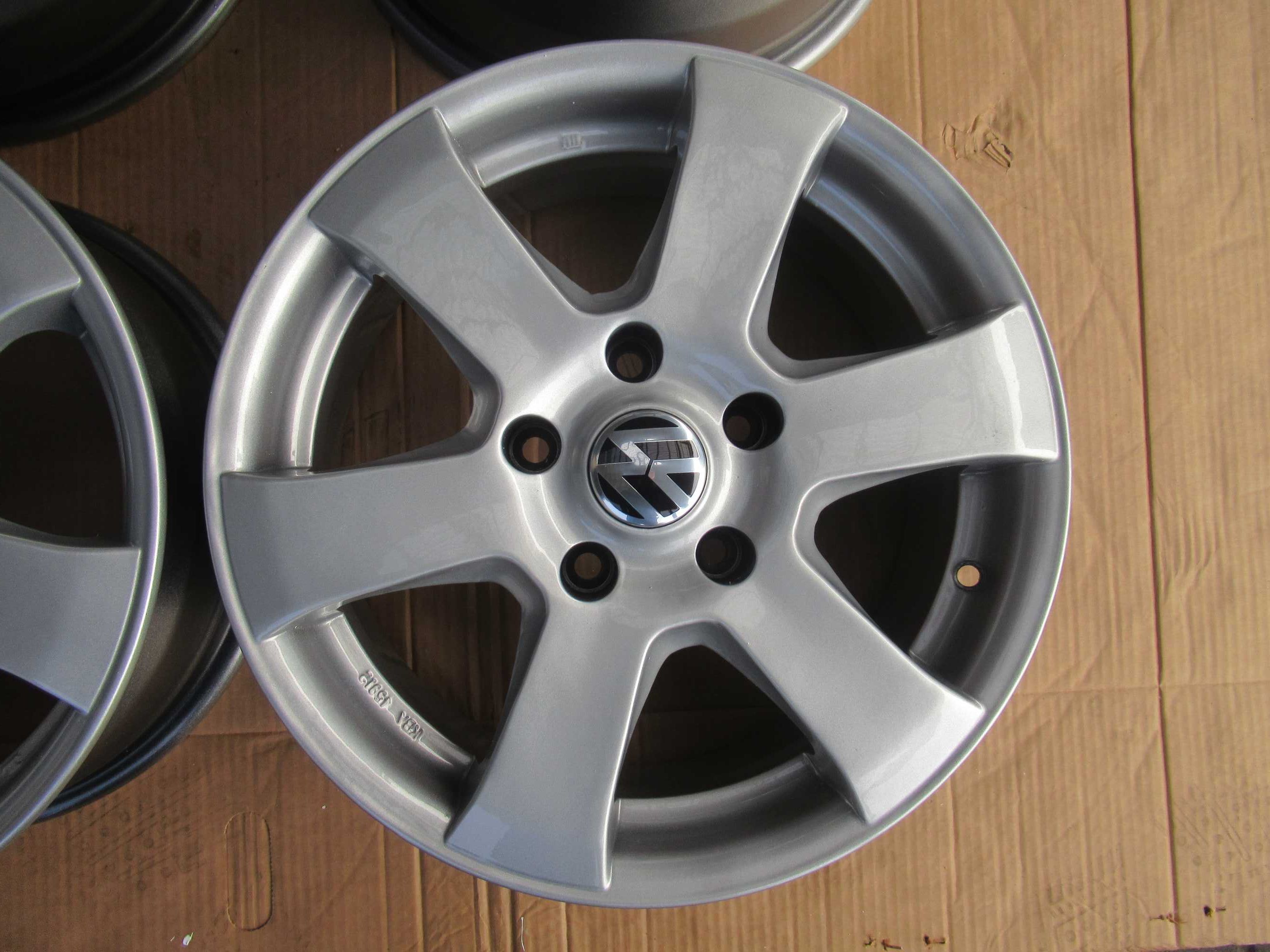 Felgi 16 VW T5 T6 Multivan 5x120 6,5x16 ET40
