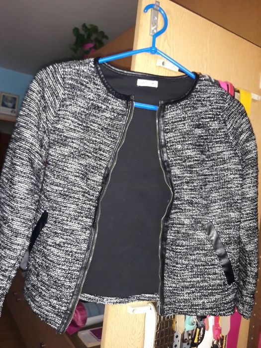 Sweterek narzutka 134