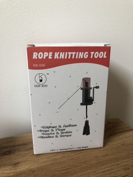 Rope knitting tool