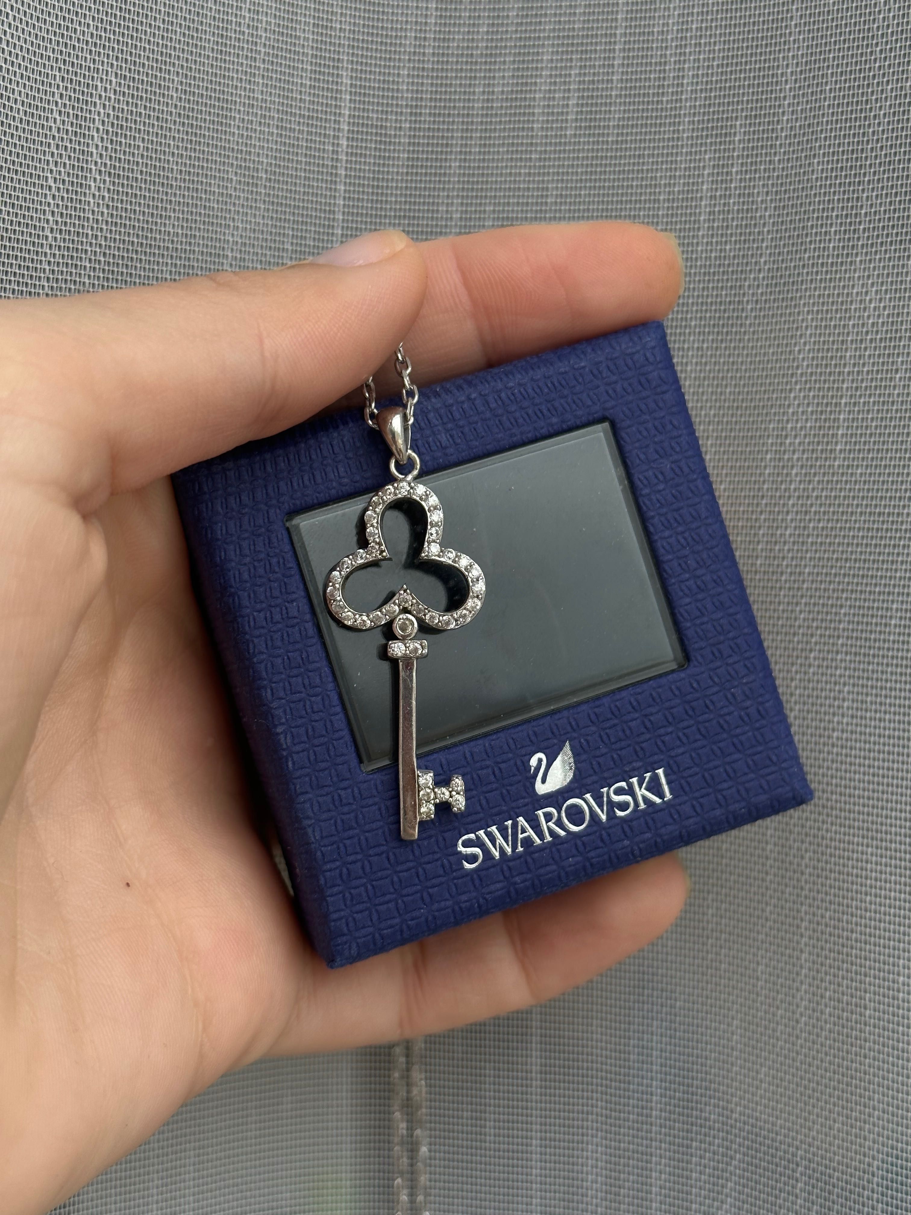 Серебряная подвеска ключик Swarovski