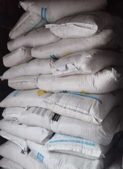 Продаєм мінеральні добрива та зернові зі складу в
Житомирі (Крошня).