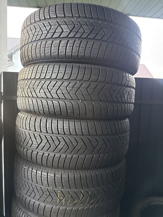 Шини резина 255/60/18 r18 Pirelli комплект зимні