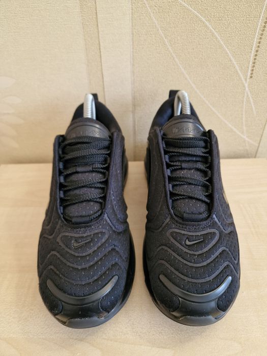 Кросівки Nike Air Max 720 оригінал розмір 38.5