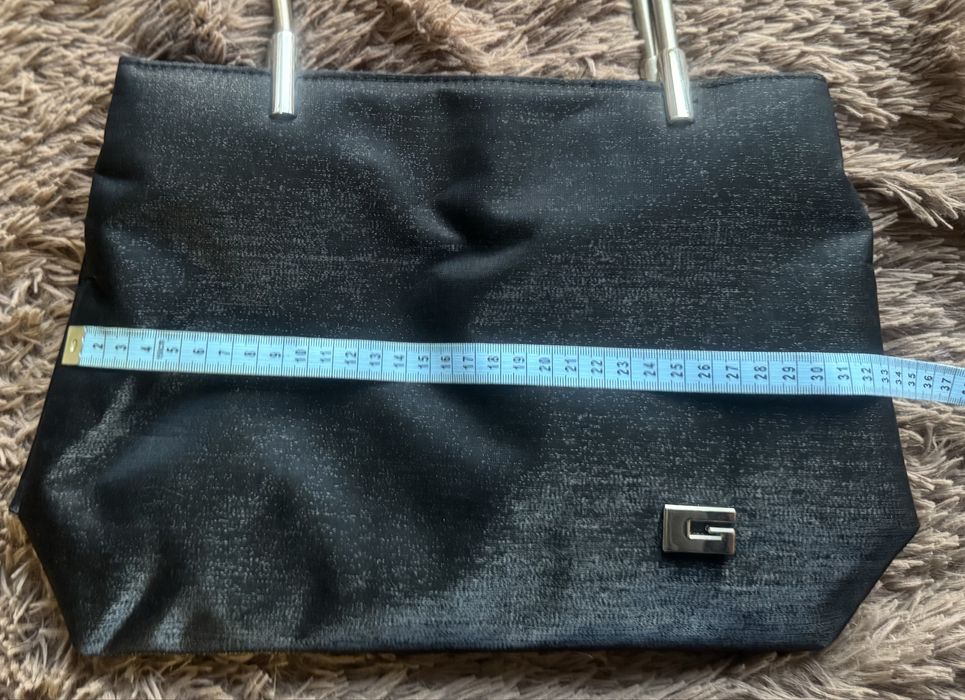 Сумка жiноча. Цiкава ручка.