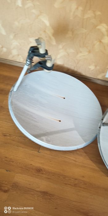 Спутниковые тарелки две штуки +два тюнера