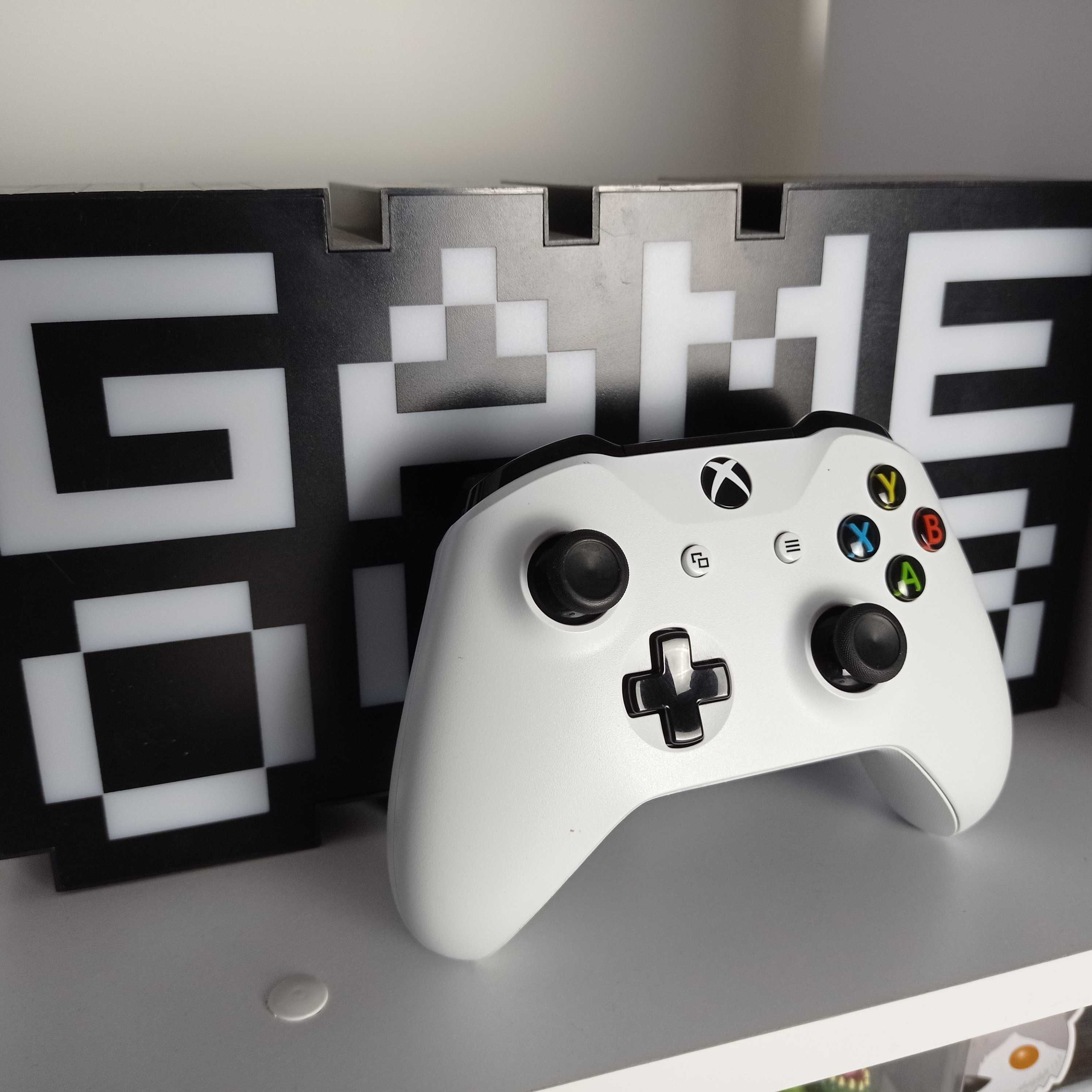 Приставка Xbox One S All-Digital Edition 1 TB White БВ БУ Консоль