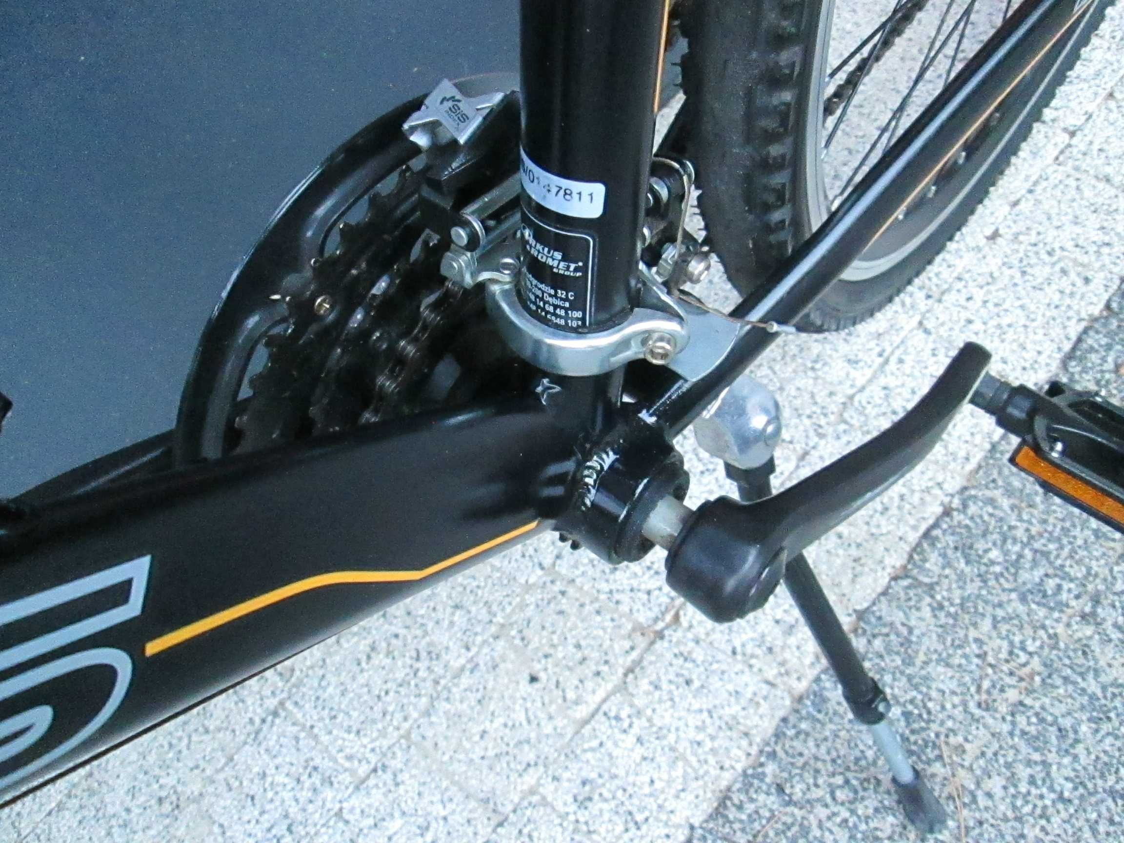Fajny rower krossowy ARKUS SAFARI DISC Shimano hydraulika 49 cm.