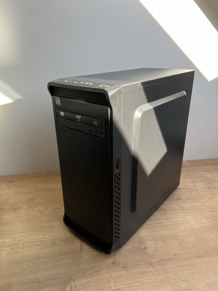 komputer stacjonarny i5-7400/16 GB RAM/GTX 1050Ti/1,1TB SSD+HDD