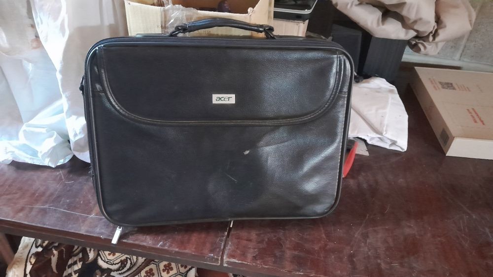 Продам сумку для ноутбука